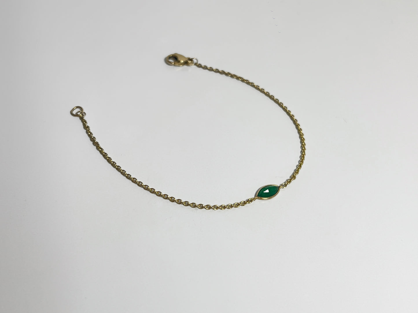 Bracelet or 18k et émeraude